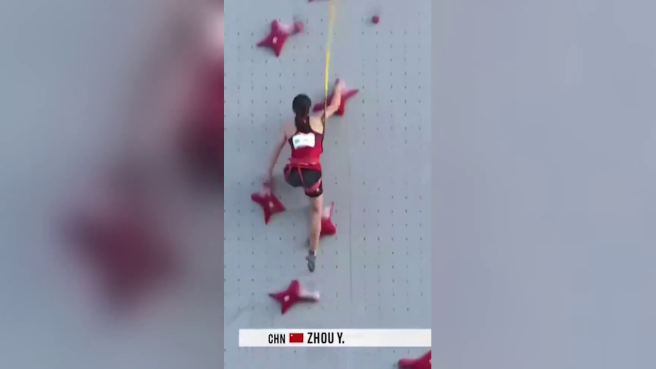 Campionato di arrampicata: l'atleta cinese vince in 6 secondi