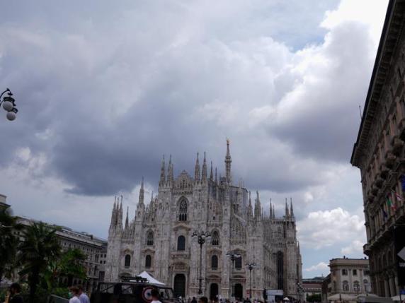 Previsioni meteo giovedì 12 gennaio, a Milano e in Lombardia cielo poco nuvoloso