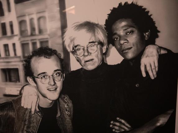 Bologna, «Warhol Haring Basquiat. Art, music, fashion»: la mostra sulla pop art a Palazzo Belloni
