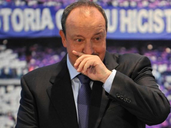 Benitez commosso durante la presentazione ufficiale a Madrid