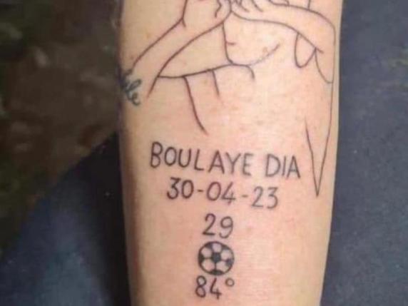 Il gol di Dia al Napoli diventa un tatuaggio sul braccio di un tifoso della Salernitana