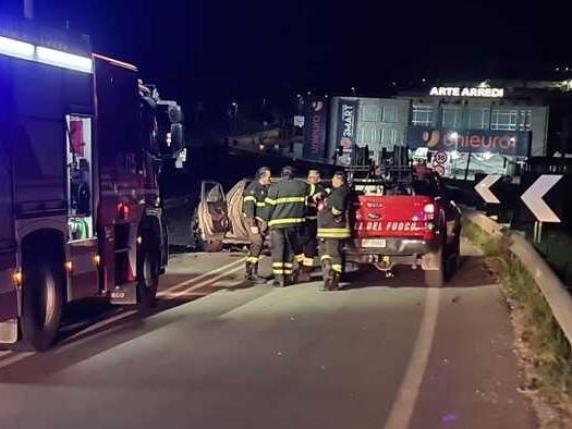 Incidente a Sciacca, scontro tra due auto: morta una donna, tre feriti