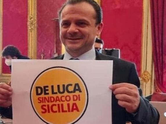 Taormina, il sindaco Cateno De Luca chiede agli assessori la certificazione di regolarità coi tributi comunali