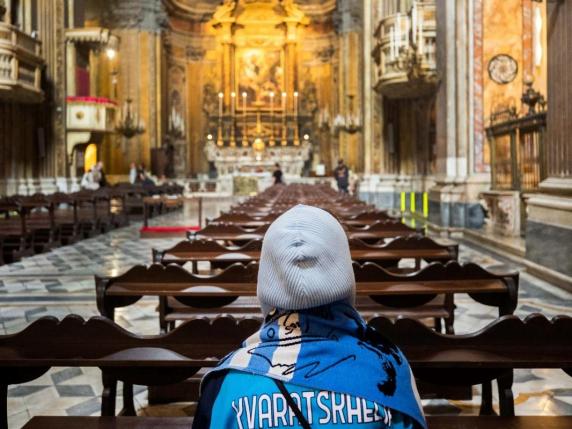 «Ricomincio da 3», Sergio Siano racconta la Napoli azzurra