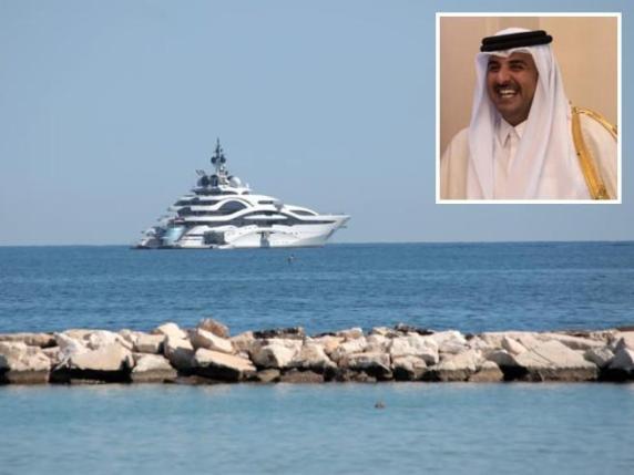 Lo yacht di Al Thani, emiro del Qatar e proprietario del Psg, ormeggiato a Bari: «Vale 500 milioni di euro»