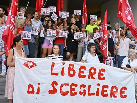 Aborto, Dottoressa Del Sant'Anna: «La Stanza Dell'ascolto Una Scelta ...