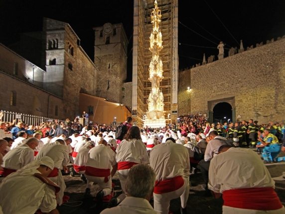 Viterbo, la Macchina di Santa Rosa (3 settembre). Foto di Roberto Galasso