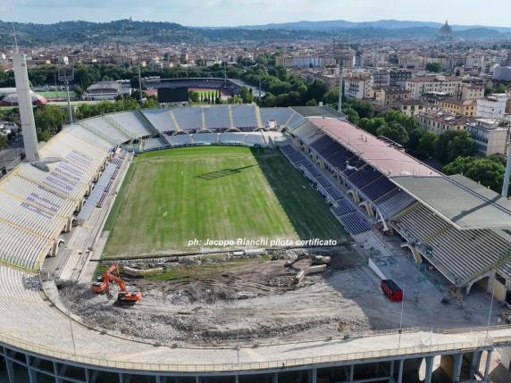 Stadio Franchi, la Fiorentina all'esame della campagna abbonamenti ...