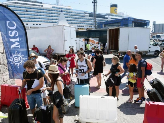 Turismo, la Puglia si mobilita e punta su servizi e professionalità: «Bonus di 600 euro per gli stagionali»