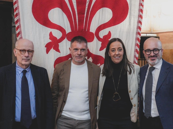 Firenze, la scure declassamento sul Teatro della Pergola. Ira centrosinistra. Massini: «Sono schifato»