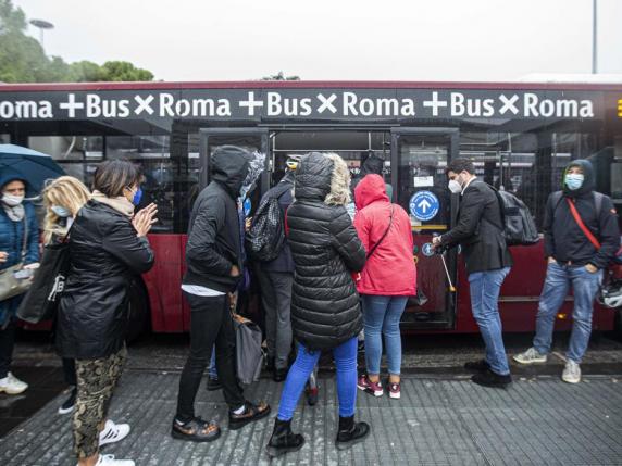 Sciopero dei trasporti Roma: il 2 dicembre a rischio bus, metro e tram di Atac e Cotral