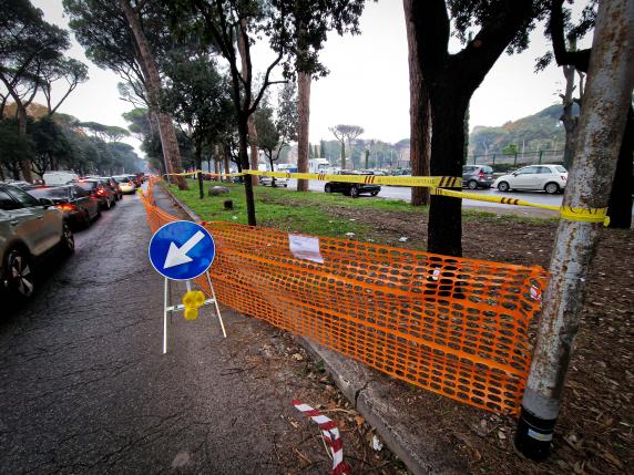 Caracalla, strade e marciapiedi nuovi: lavori per 3,5 milioni nell'area dove è morta Valeria Sebastiani
