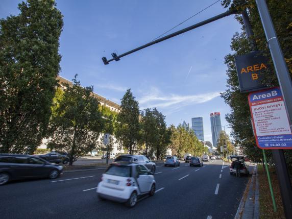 Area B a Milano, per i diesel Euro 5 ingressi gratis con il car pooling