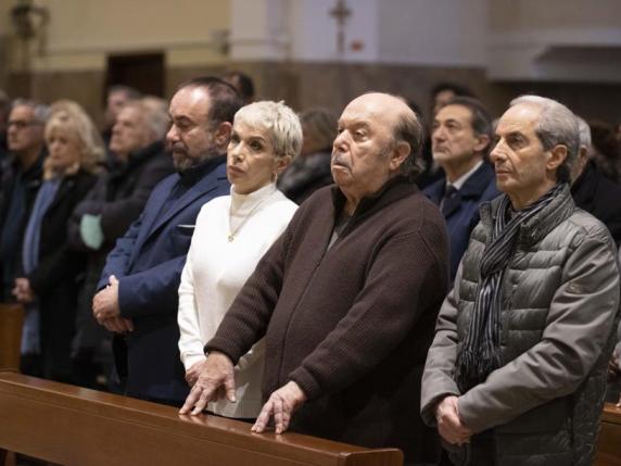 Funerali di Lucia Lagrasta, moglie di Lino Banfi: il testo della lettera inviata da Papa Francesco