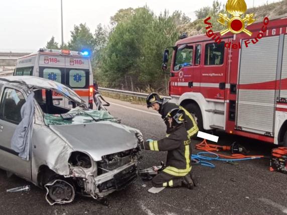 Lecce, ancora un incidente stradale sulla tangenziale: grave donna di ...