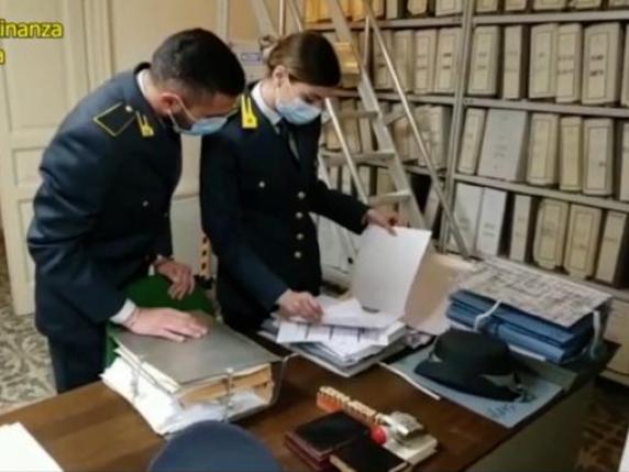 Falsi Incidenti Per Truffe Alle Assicurazioni: 12 Arresti. Coinvolti ...