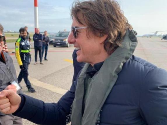 Tom Cruise all’aeroporto di Bari
