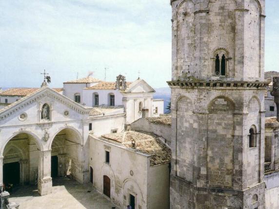 Capitale italiana della Cultura 2025:Monte Sant’Angelo tra le finaliste, fuori Otranto