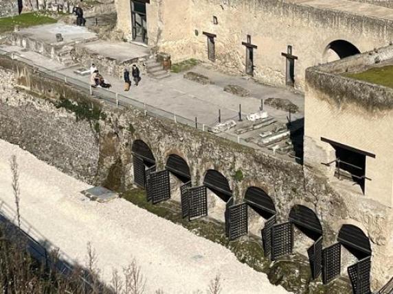 Ercolano, rinasce la spiaggia della città antica. Un caso unico al