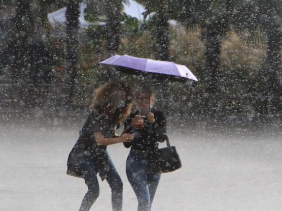 Allerta meteo in Campania, da domenica 25 a lunedì 26 settembre rischio forti temporali e frane
