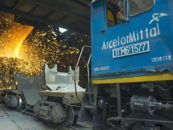 Arcelor Mittal: cassa integrazione per tutti per 12 settimane