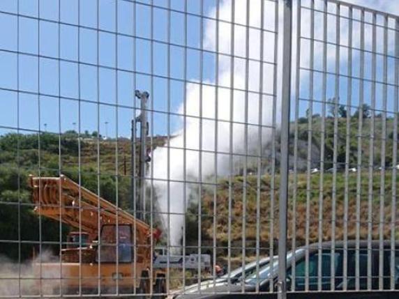 Trivellazioni e proteste, sindaco Pozzuoli manda i vigili e ferma il progetto geotermico di Agnano