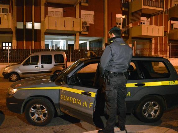 Prostitute in falsi bed&breakfastquattro arresti tra Valenzano e Bari
