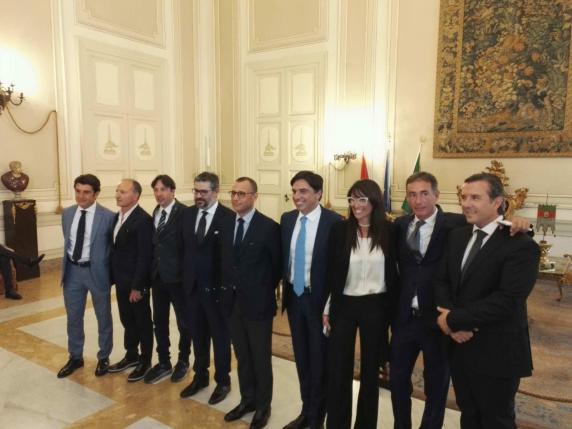 Catania, presentata la nuova giunta: fedelissimo di Salvini diventa assessore all’Ecologia e Ambiente