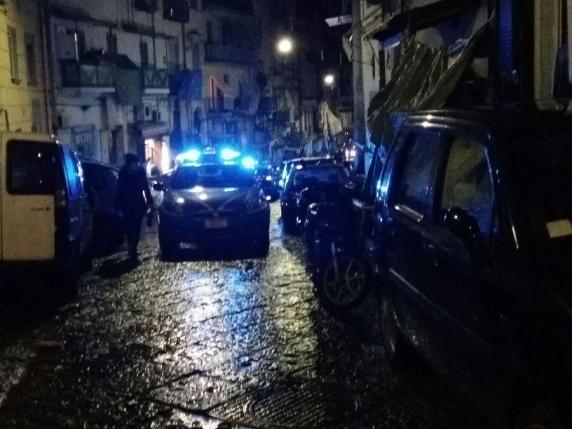 «Stesa» nel Rione Sanità, la polizia trova diversi bossoli nei vicoli