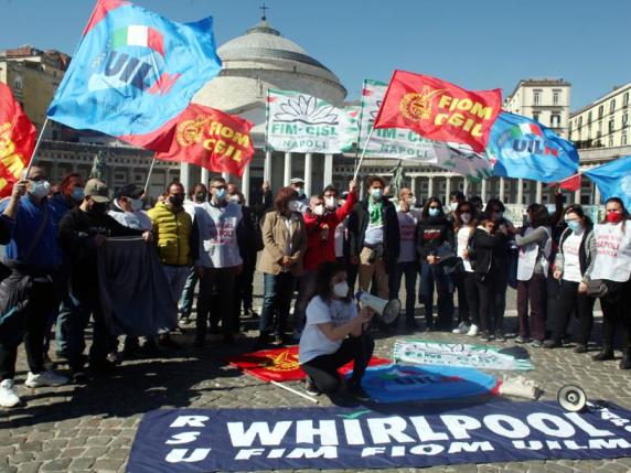 Ex Whirlpool Napoli, due manifestazioni d'interesse per lo stabilimento di via Argine