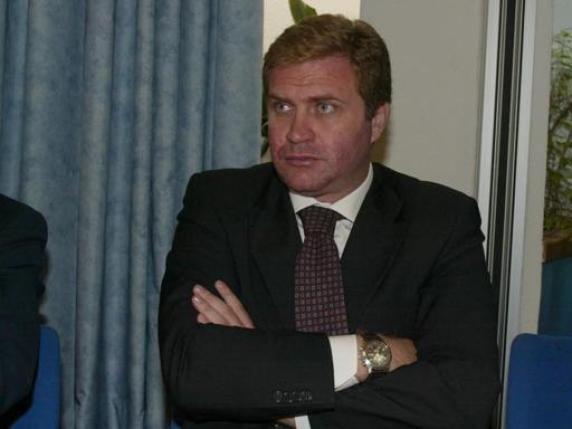 Camorra, cade l’ipotesi di collusione per Stefano Graziano (Pd