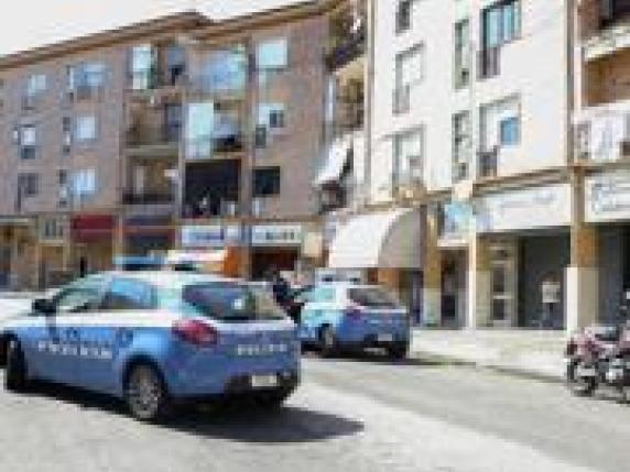 Sparatoria Al Rione Traiano A Napoli Feriti Ragazzo E Donna Incensurati ...