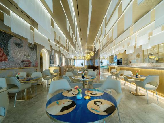 Apre a Bari il Sophia Loren Restaurant con wine bar e ostricheria