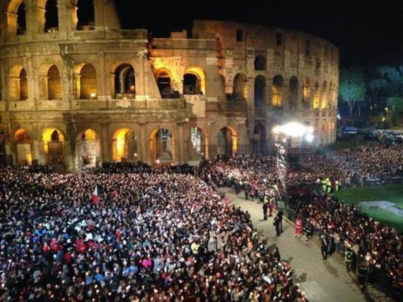 Via Crucis 2023 A Roma: Ecco Tutte Le Informazioni Su Orari, Percorso ...