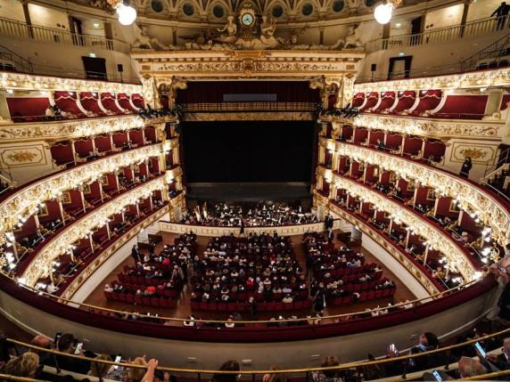 Teatro Petruzzelli, la stagione d'opera 2024 sarà inaugurata con il Fidelio di Beethoven