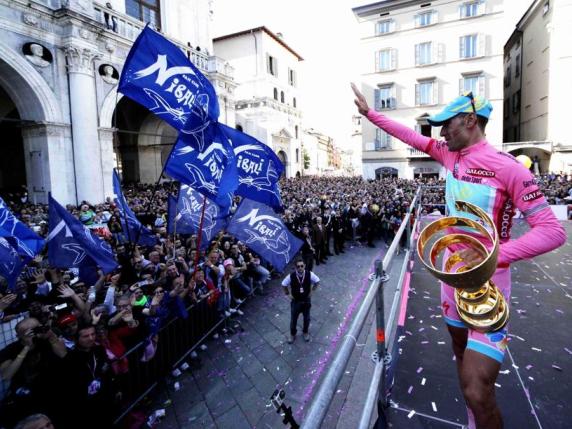 Giro d'Italia e Brescia, una lunga storia d'amore e tre grandi anniversari