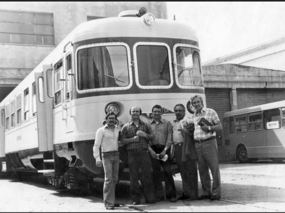 Eav, dopo 60 anni di servizio sulle linee flegree va in pensione l’ultimo treno della serie «ET100»