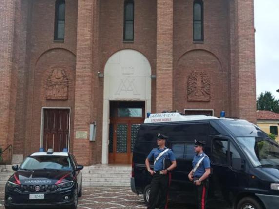 Venezia, maxi blitz dei carabinieri in via Piave a Mestre: 27 arresti per droga