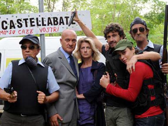 "Benvenuti al Sud", Castellabbate conferisce la cittadinanza onoraria al regista Luca Miniero