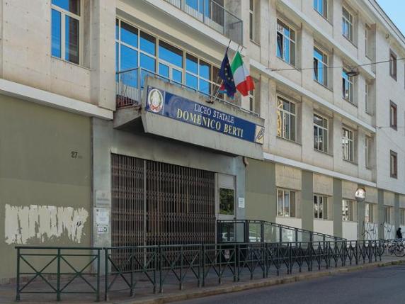 Liceo economico sociale, boom di iscritti a Torino. «Piace più del classico» 