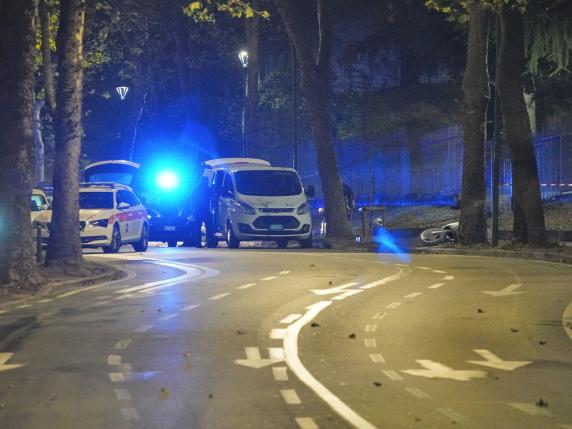 Verona, incidente nella circonvallazione: si schianta in moto e muore