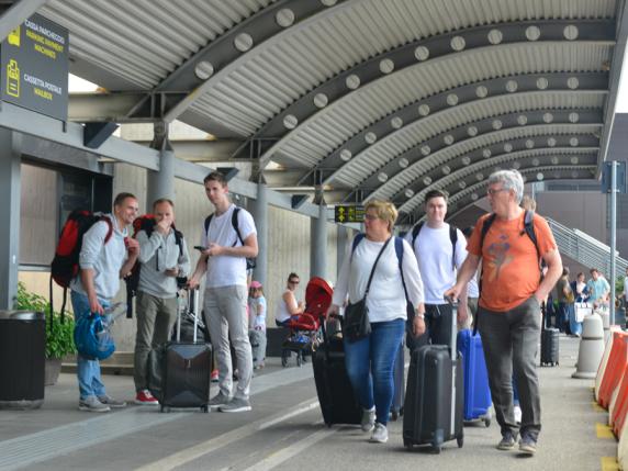 Aeroporto Di Firenze, 3 Milioni Di Passeggeri Nel 2023: Record Storico ...