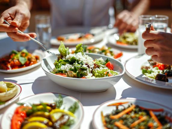 Pre-diabete: come vanno cambiate le abitudini a tavola per invertire la rotta 