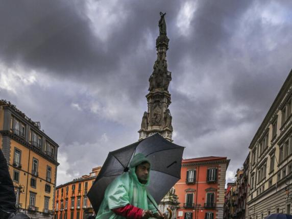 Allerta Meteo In Campania: Previste Piogge E Temporali. Parchi Chiusi A ...