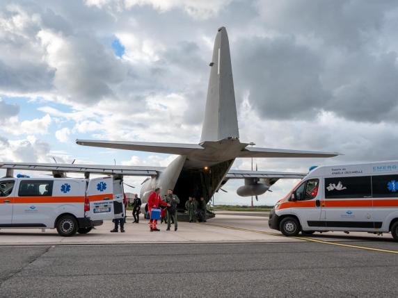 Neonato italiano con grave malformazione cardiaca trasferito in volo dal Regno Unito all'ospedale Bambino Gesù di Roma