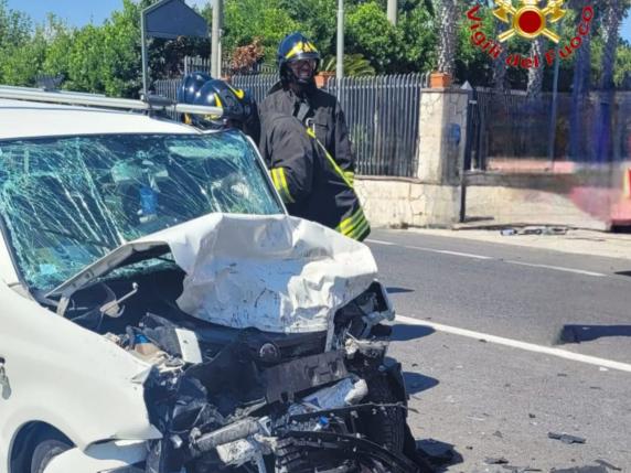 Incidente Eboli Tre Morti Nello Schianto Frontale Tra Due Auto Una Coppia Del Napoletano E Un 7257