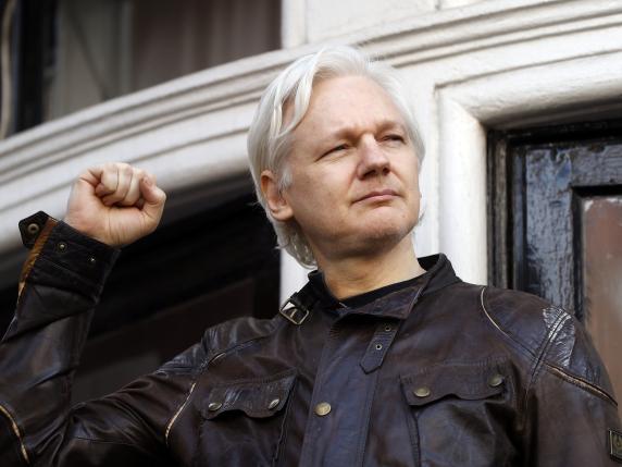 WikiLeaks: Assange patteggia con Usa, tornerà in Australia
