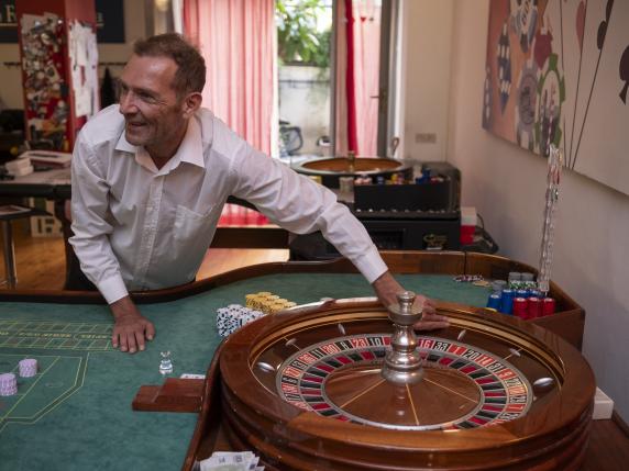 Via Cicco Simonetta 7. Centro di formazione croupier. - Cronaca - Milano, Italia - Mercoledì 28 agosto 2024 (Foto Alessandro Cimma/Lapresse)    7 Cicco Simonetta Street. Croupier training center. - Chronicle - Milan, Italy - Wednesday, Aug. 28, 2024(Photo Alessandro Cimma/Lapresse)    - Via Cicco Simonetta 7. Centro di formazione croupier. - Cronaca - Milano, Italia - Mercoledì 28 agosto 2024  (Foto Alessandro Cimma/Lapresse)      7 Cicco Simonetta Street. Croupier training center. - Chronicle - Milan, Italy - Wednesday, Aug. 28, 2024(Photo Alessandro Cimma/Lapresse)     - fotografo: Alessandro Cimma