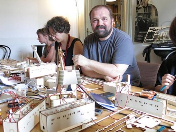 Massimo Banzi: «Il mio Arduino, primo computer libero e low cost della ...