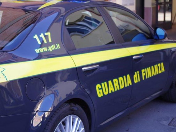 Velletri, inchiesta della Guardia di finanza per corruzione e turbativa nelle aste giudiziarie: tre arresti